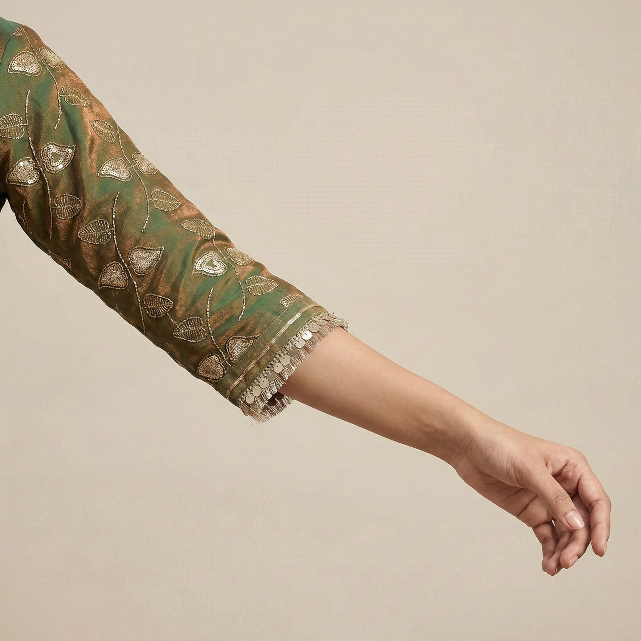Zehra Mehendi Green Silk Organza Kurta Set