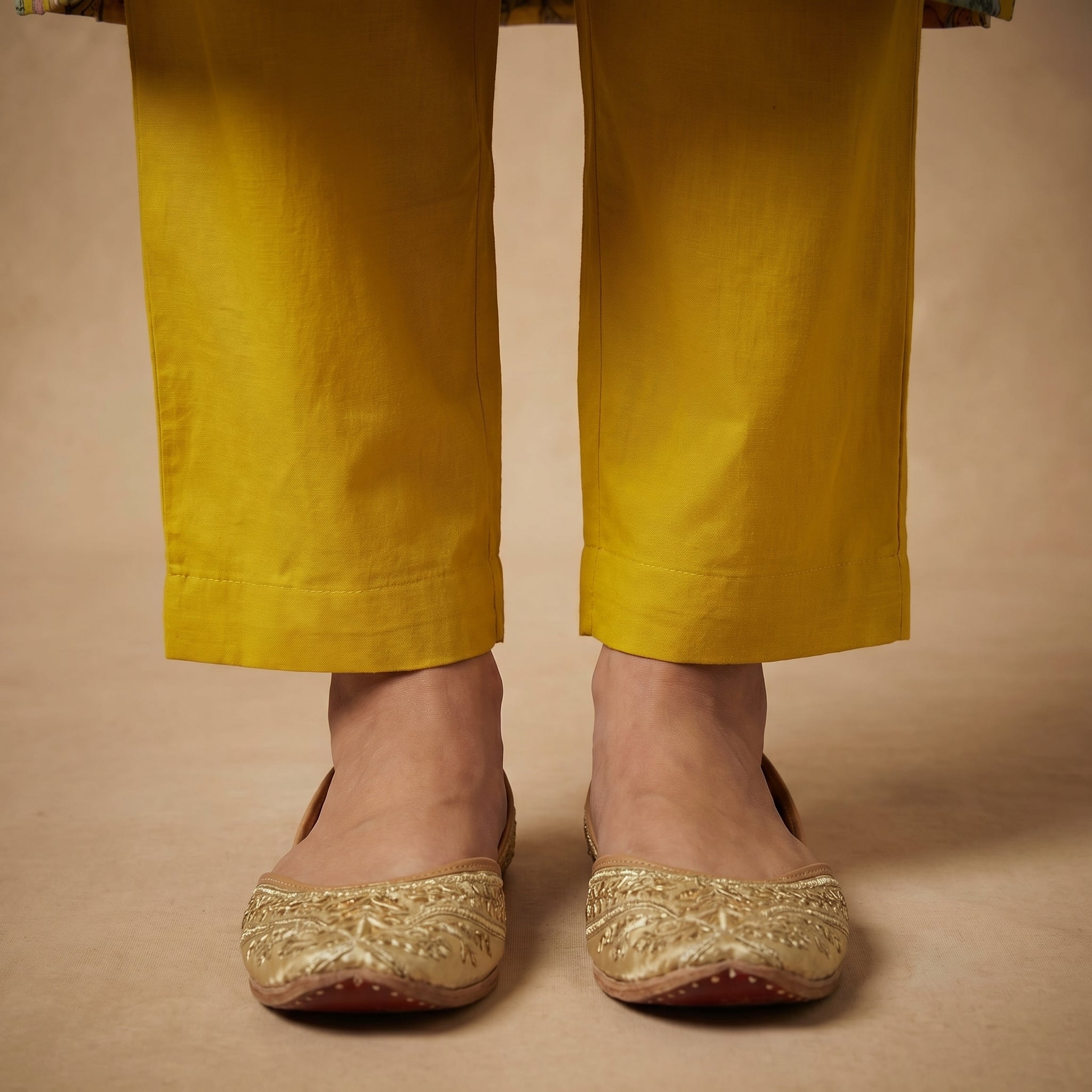 Golden Heritage Story Kurta Set