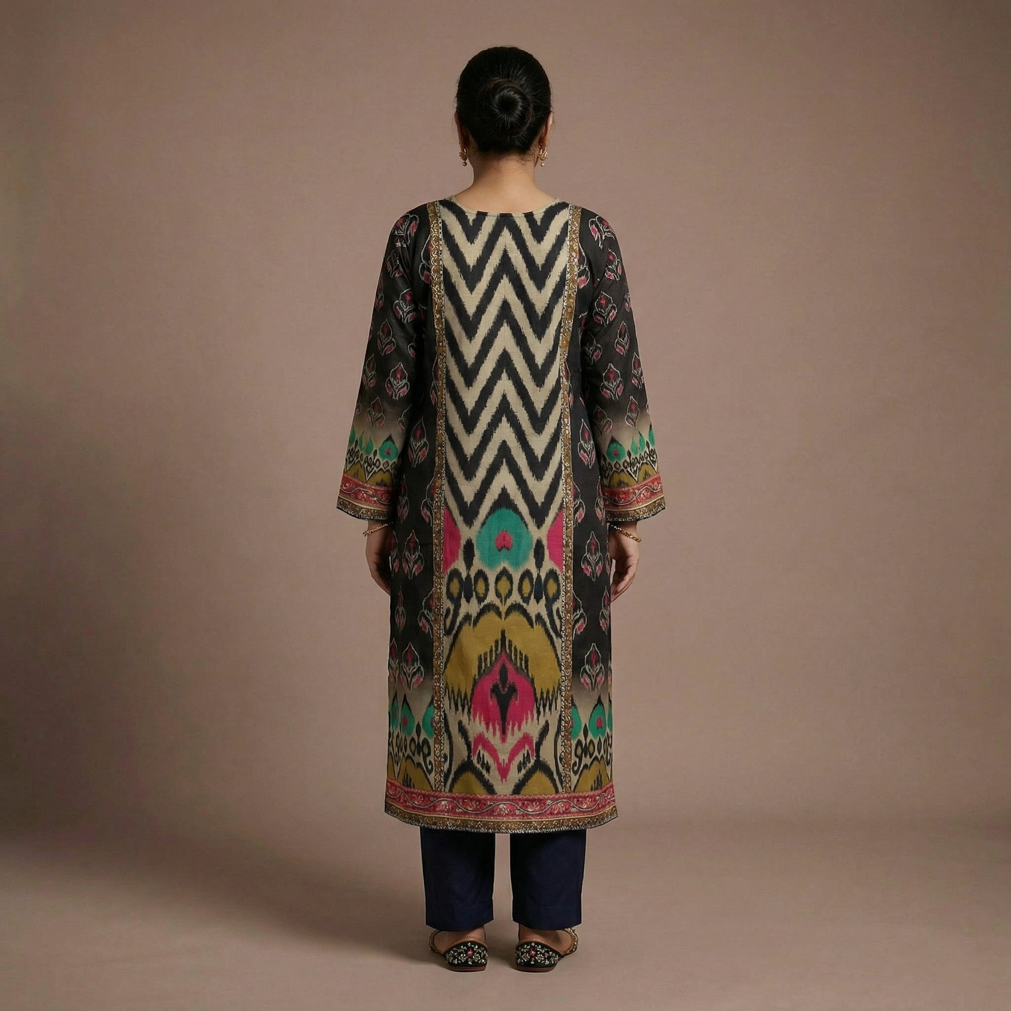 Noir Symphony viscose Kurta Set